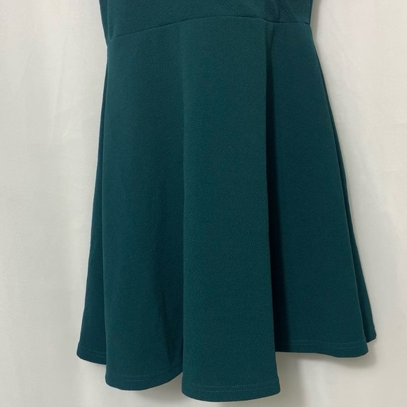 Brand New SHEIN forest green Dress with adjustable straps. - Picture 6 of 10